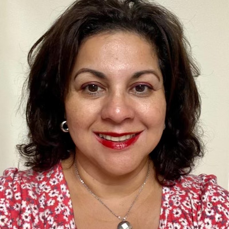 Headshot of Milena Enciso