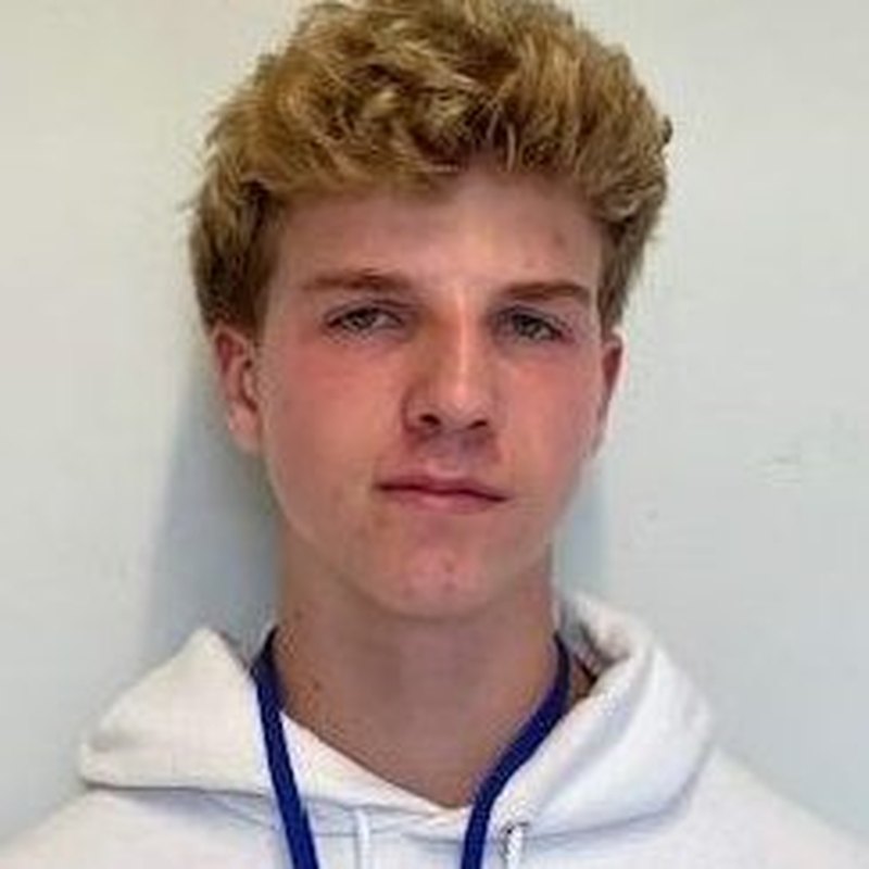 Headshot of Desmond Parsons