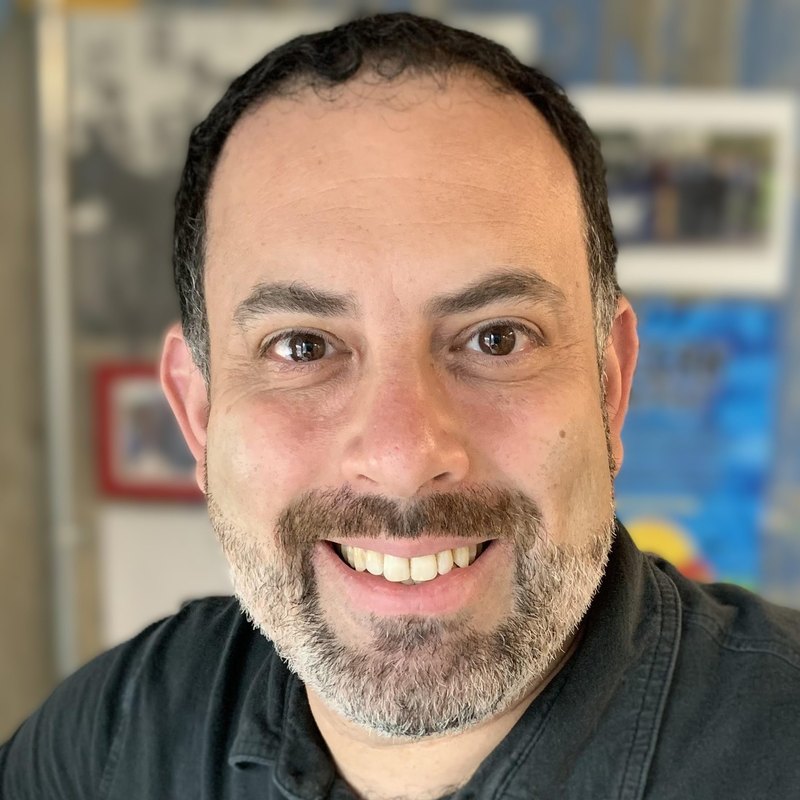 Headshot of Max Skolnik